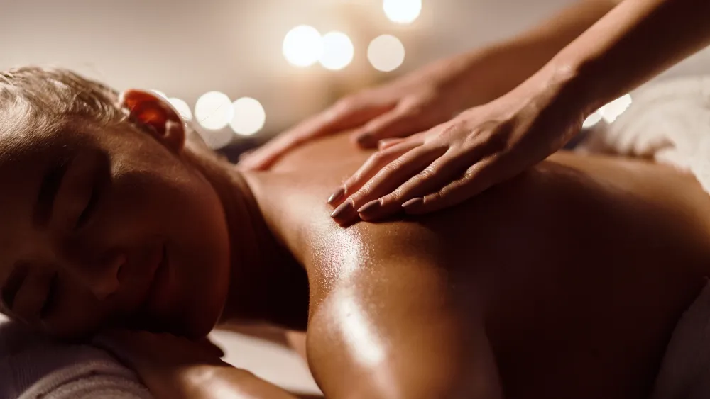 Aromatherapy Massage with doTERRA Essential Oils Aromatherapy Massage with doTERRA Essential Oils